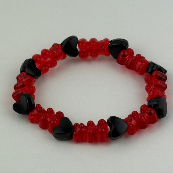 Handmade Red Gummy Bear Black Heart Beaded Stretch Bracelet Kandi Kawaii Goth #2 - Picture 5 of 10